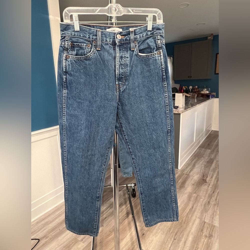 Re/Done Classic High-Rise Straight Leg Jeans in Medium Blue